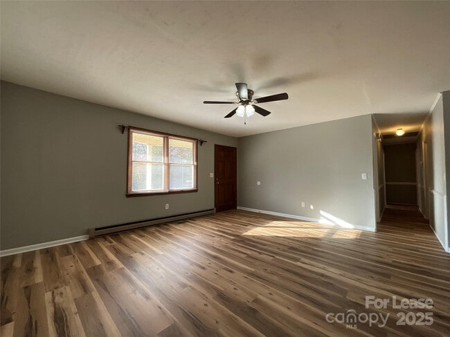 Photo - 215 Liberty St