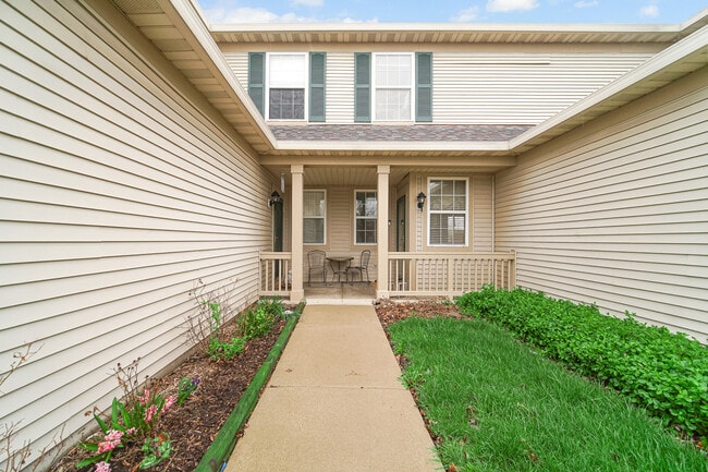 Photo - 1882 N wentworth Cir