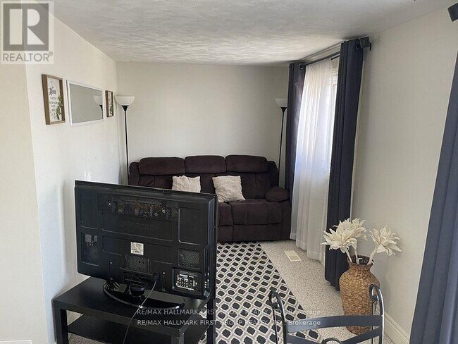 Photo - 26 Whiting Ave