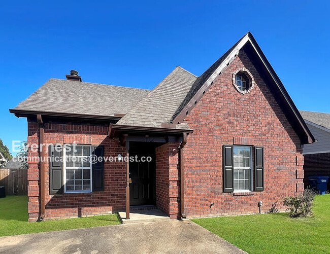 Building Photo - 7036 Foxhall Dr Rental