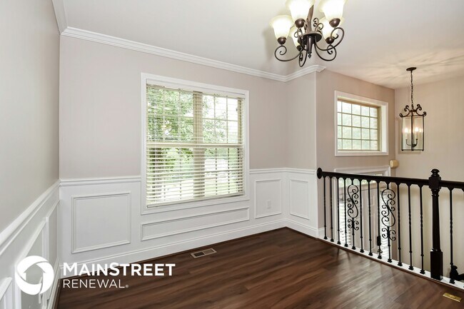 Photo - 3823 Refinement Way