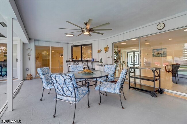 Photo - 701 N Barfield Dr