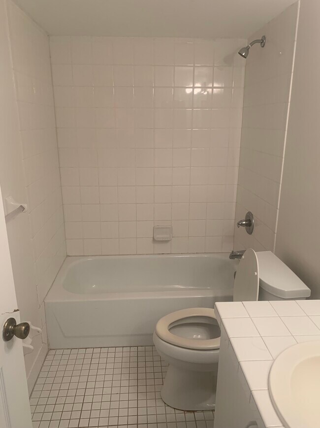 Photo - 1600 Woodland Dr Unidad D206