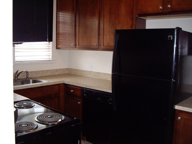 Photo - Bella Vista - Huge 2 Bedroom, 1 Bathroom A...
