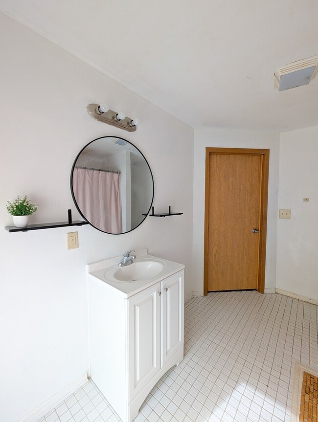 Photo - 2148 N 29th St