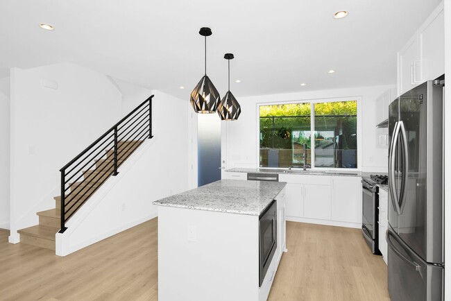 Photo - Contemporary 3 Bedroom 3 Bath with Attached Garage in Beacon Hill