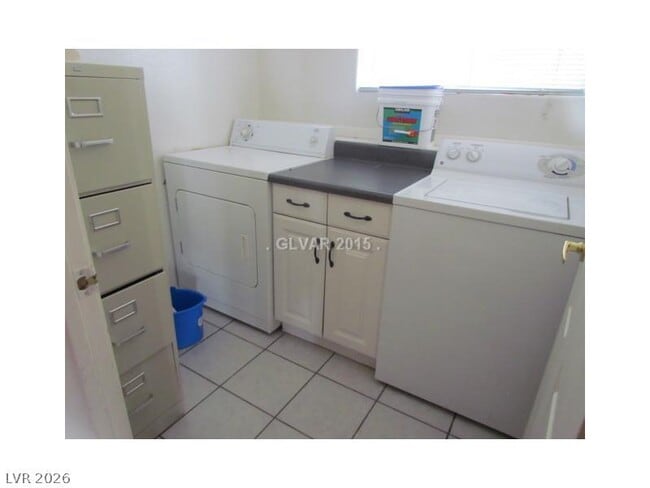 Photo - 7842 W Gilmore Ave