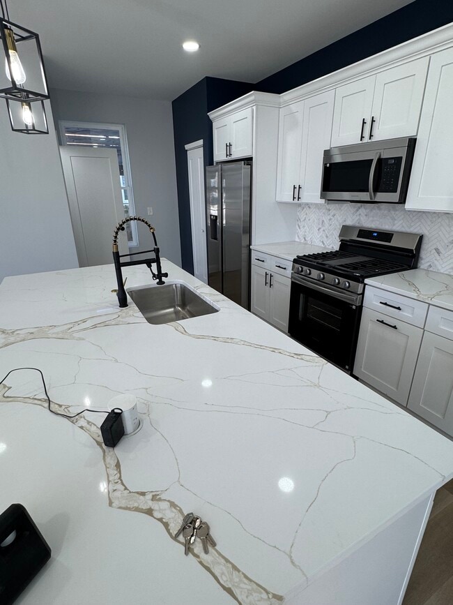 Photo - 963 Heyl Ave Unit 963