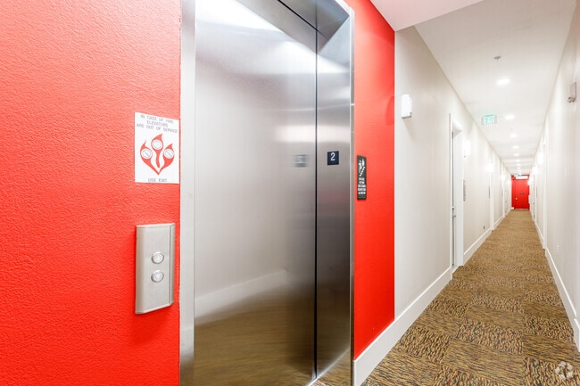 Segundo piso Elevador - The Residences at Fossil Point