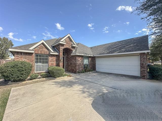 Building Photo - 1715 Nestledown Dr