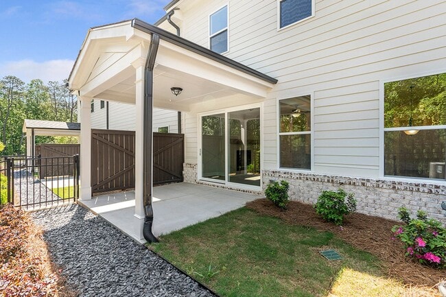 Photo - Downtown Alpharetta Luxury Townhome