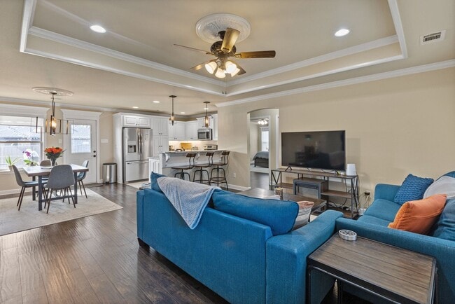 Photo - Fully Furnished Crashpad in Austin, AR