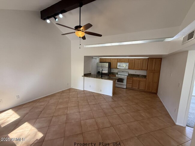 Photo - 1432 W Emerald Ave Townhome