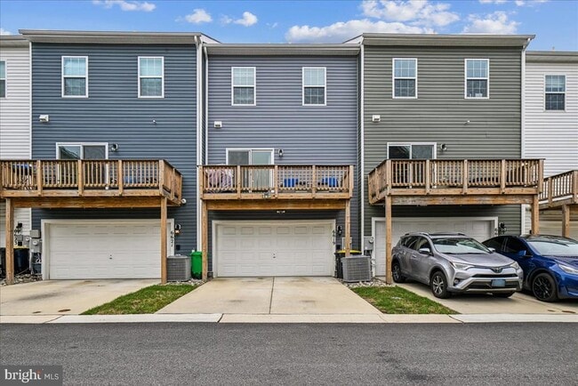 6619 Darter Wy