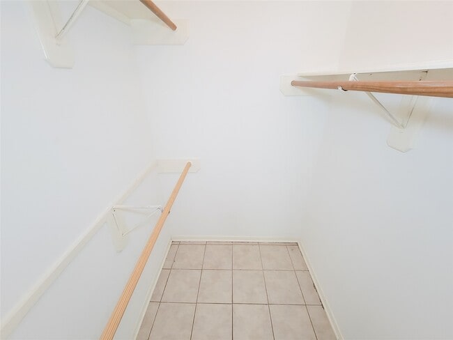 Photo - 16006 Hiram Clarke Rd