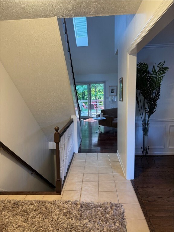 Photo - 704 Mariner Cir