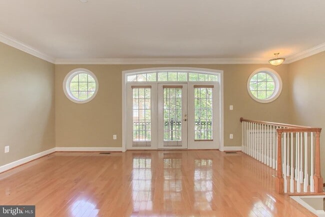 Photo - 146 Herndon Mill Cir