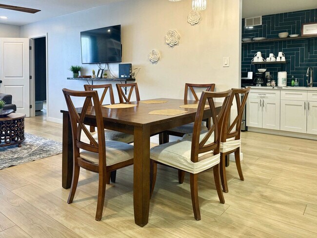 Photo - 215 Piedmont Ave NE Unidad ID1299359P