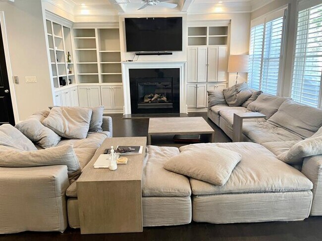 Photo - 9064 Riverbend Manor