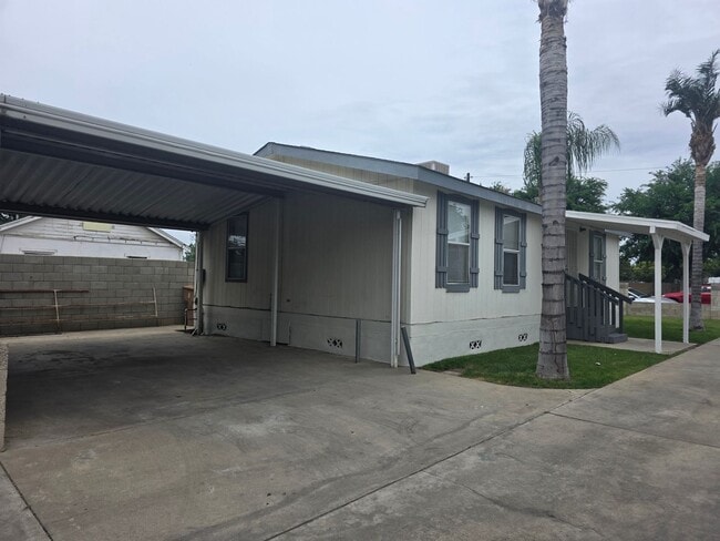 Photo - 505 33rd St Unit A