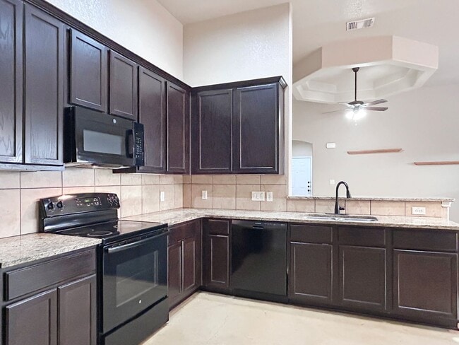 Photo - Beautiful Duplex Home In New Braunfels