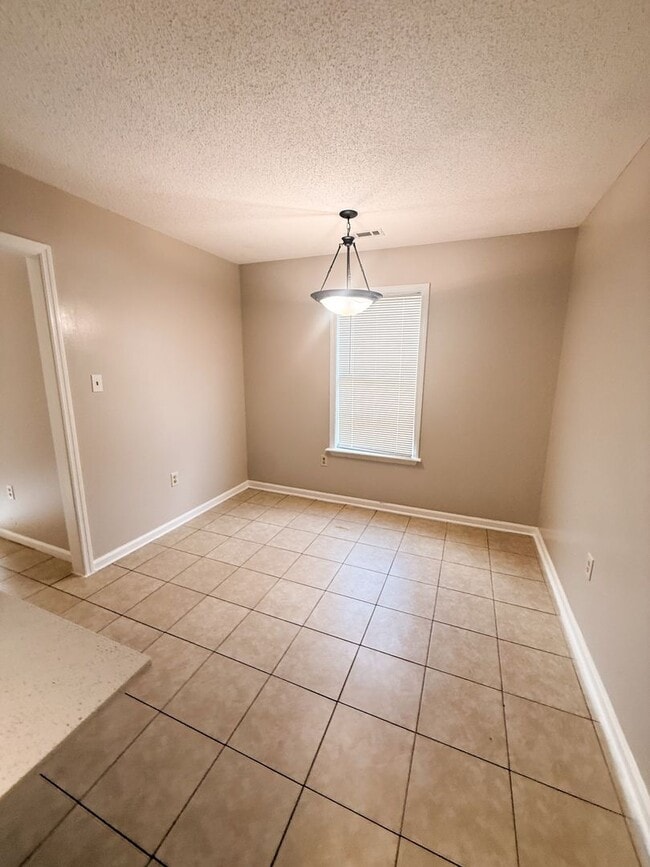 Photo - 3 Bedroom, 2 Bath Home in Valdosta
