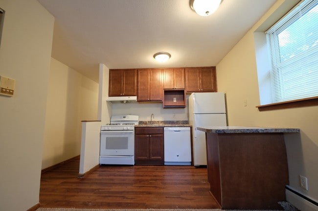 Bryant Ave Apartments | 3432