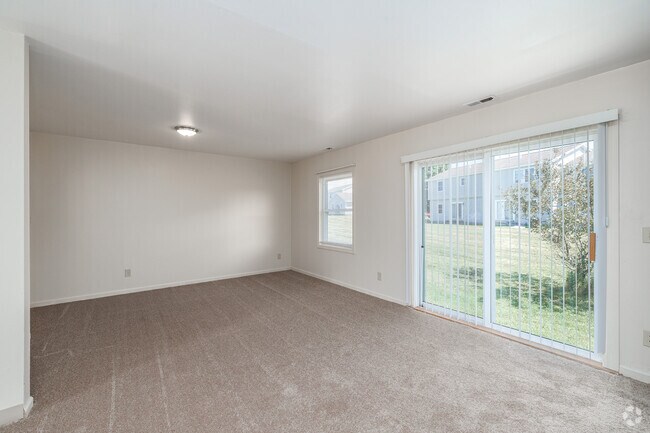 3BR, 1.5BA - 1,296SF - Living Room - Pleasant Creek Meadows