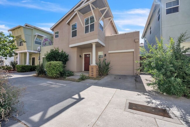 Photo - 2517 I St