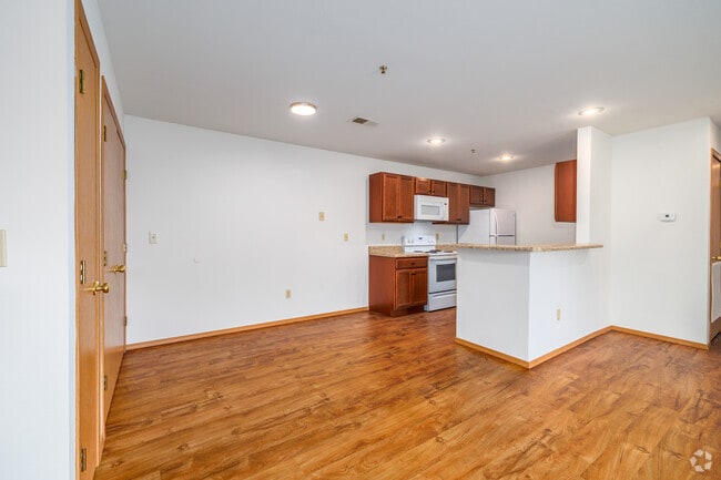 2BR, 2BA - 1,100SF - Dining Room