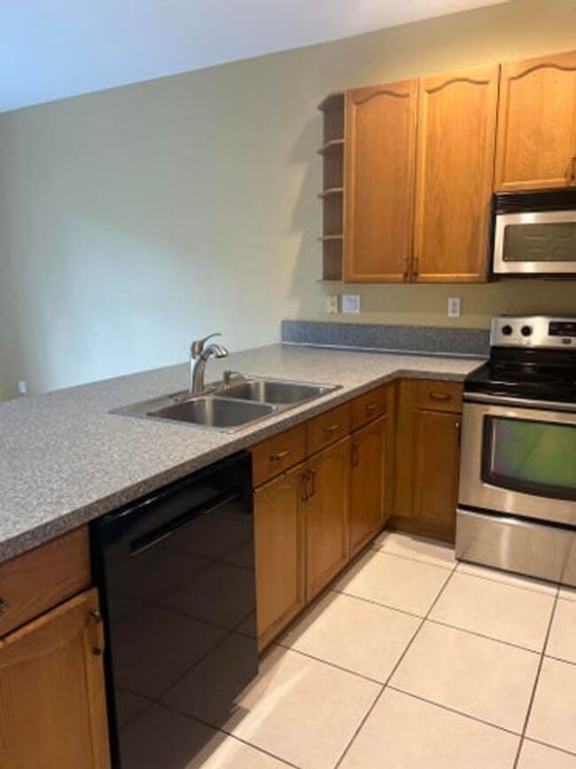 Photo - 4434 Lake Lucerne Cir