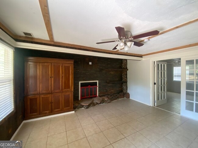 Photo - 1256 Chambers Rd