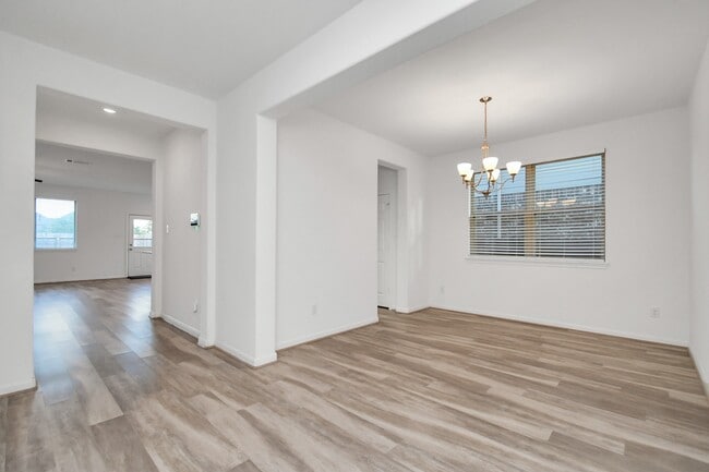 Photo - 9607 Slumbering Willow Ln