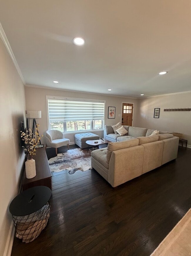 Photo - 3737 Lakeshore Dr