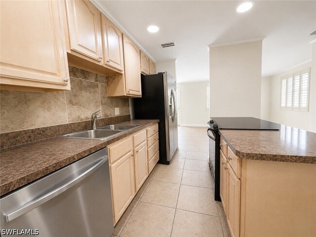 Photo - 4938 West Blvd Unidad 9