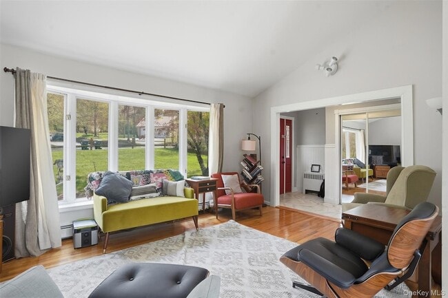 Photo - 14 Feitsma Ln