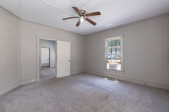 Photo - 1325 Clark St Unidad B