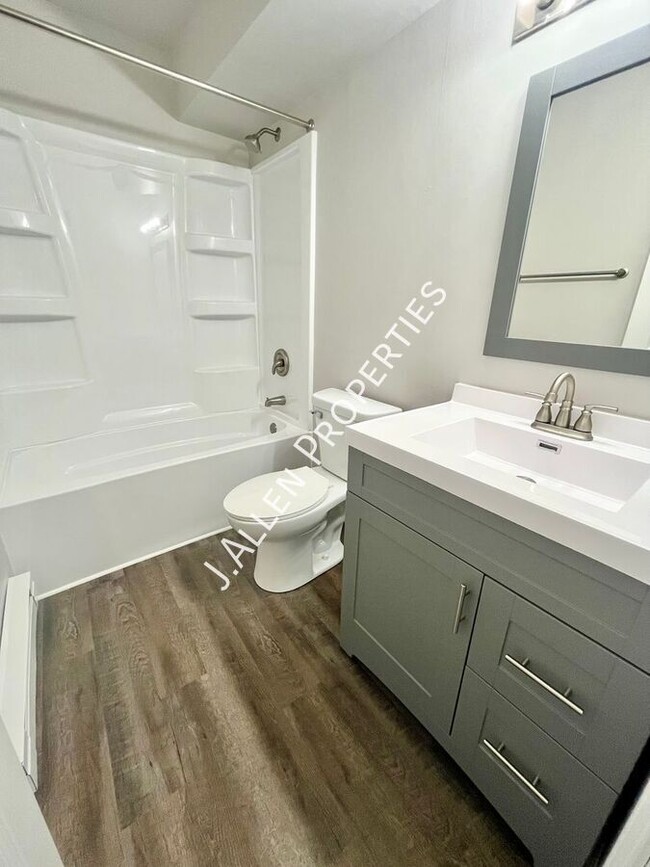 Photo - 107 Gold Strike Dr Unit 3