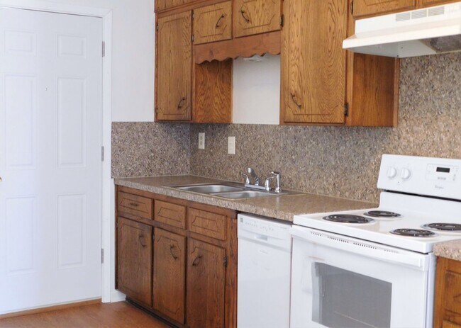 Photo - 1503 Janis Dr Unit # A
