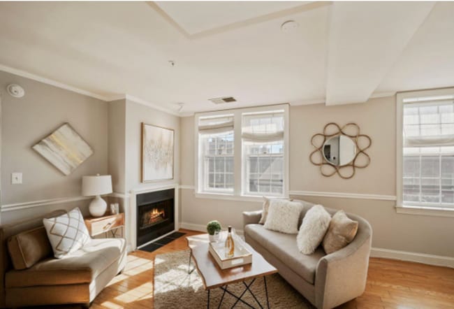 Georgeous 1br/1ba Pet Friendly Corner Unit... - Georgeous 1br/1ba Pet Friendly Corner Condo Unit... Unit 405