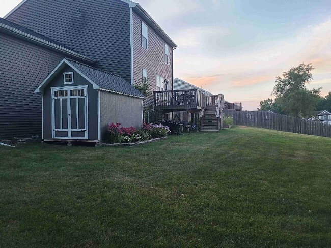 Photo - 717 Wild Flower Dr