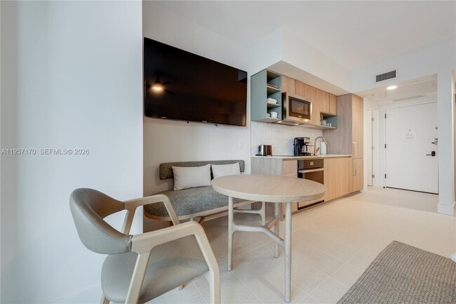 Photo - 159 NE 6th St Unit 3310