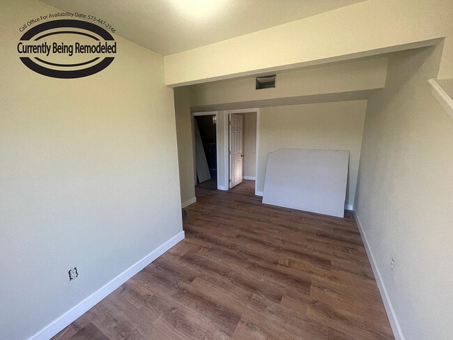 Photo - 319 West Blvd N