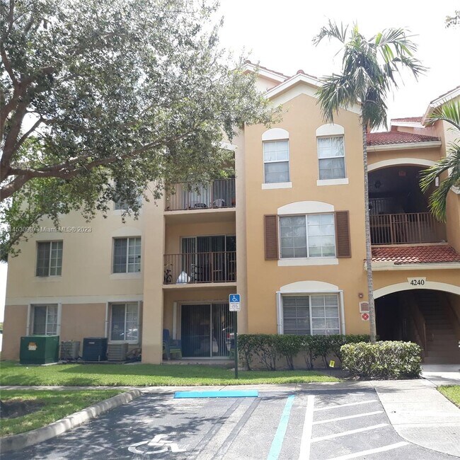 Photo - 4240 San Marino Blvd Unidad 301