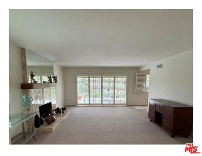 Photo - 199 Summit View Dr