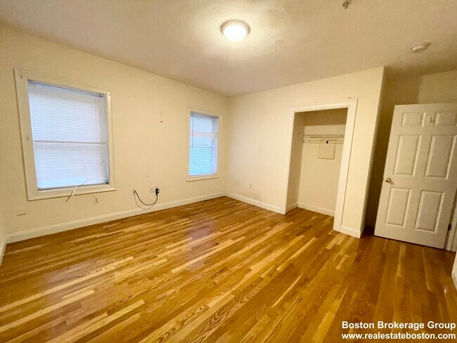 Photo - 128 Hillside St Unit 2