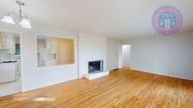 Photo - Lake Oswego/ Palisades - Hardwoods, Finished Daylight Basement with Bonus Rooms, Pet Friendly