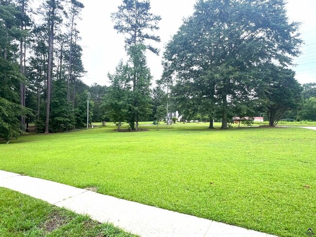 178 Woodard Rd