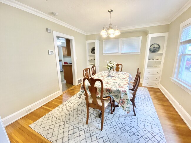 Photo - 963 Rushleigh Rd