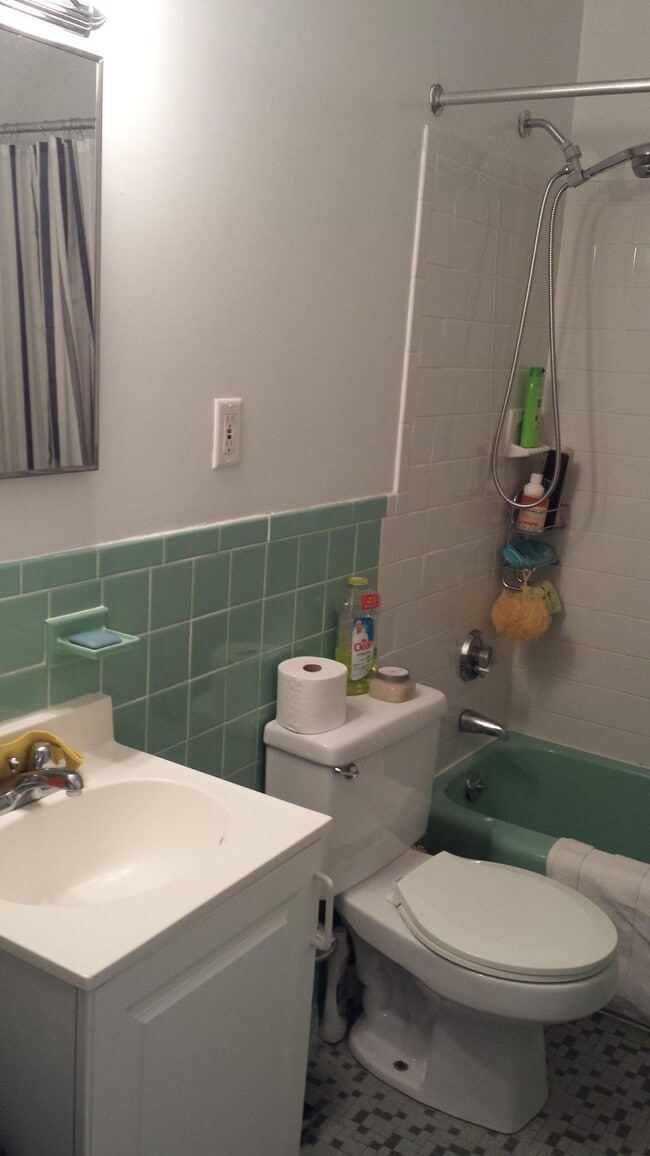 Photo - 19 Fairbanks St Unit 23